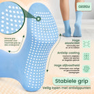 GEASY lichtblauwe antislip sok met Pure Grip zool voor stabiele grip op gladde vloeren